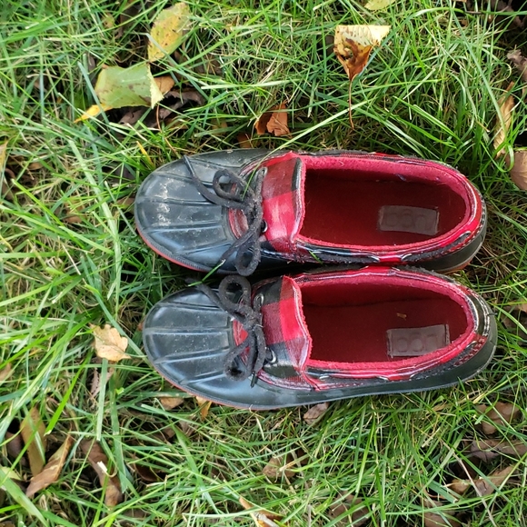 Black with red plaid, duck shoes. Size 7, branded "Sugar." - Picture 3 of 3